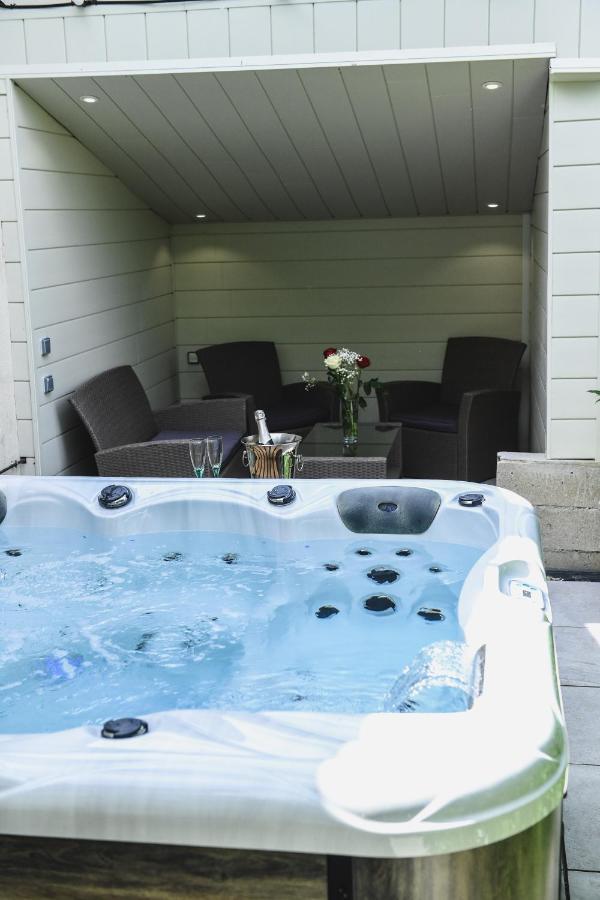 O Rethel Jacuzzi, Gite Ardennes Экстерьер фото